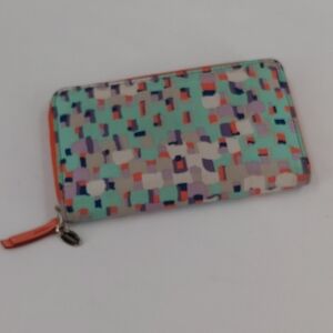 Fossil zip around wallet